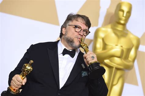 Guillermo del Toro's The Shape of Water Wins Best Picture at the 90th Academy Awards: A Triumph for Diverse Storytelling and Amphibian Romance